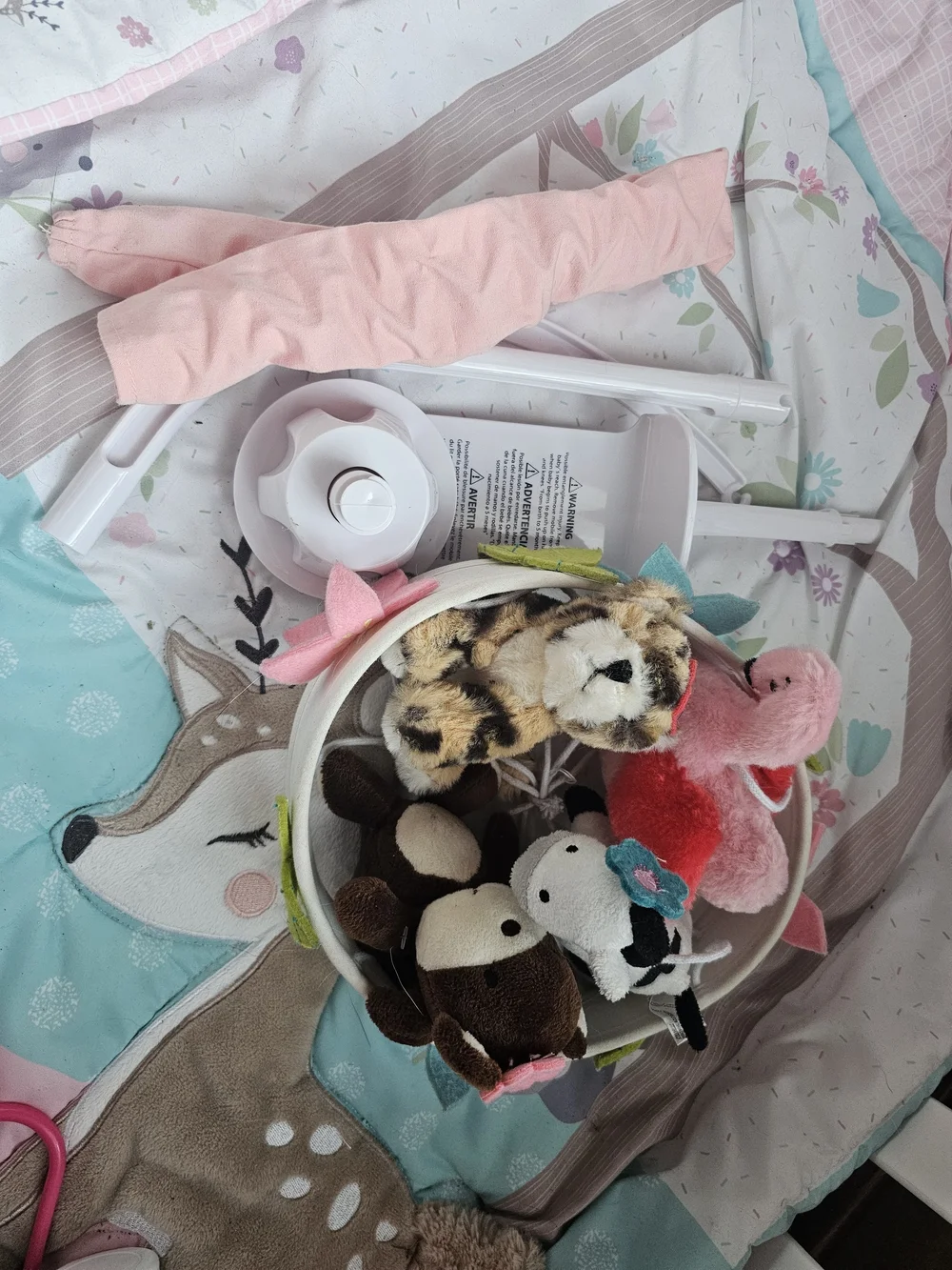 Levtex Baby Musical Crib Mobile - Jungle / Safari Animals